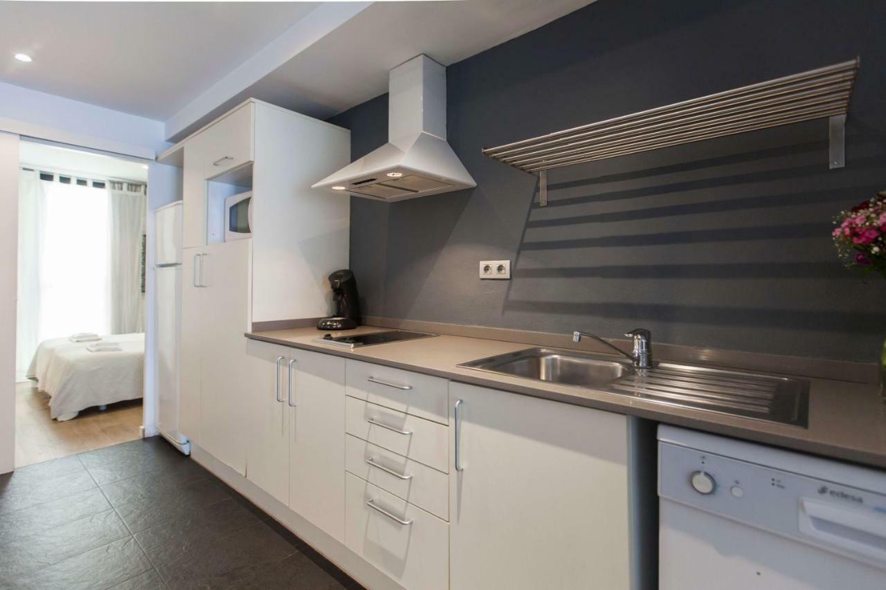 Short Stay Group Liceu Serviced Apartments Barcelona Exterior foto