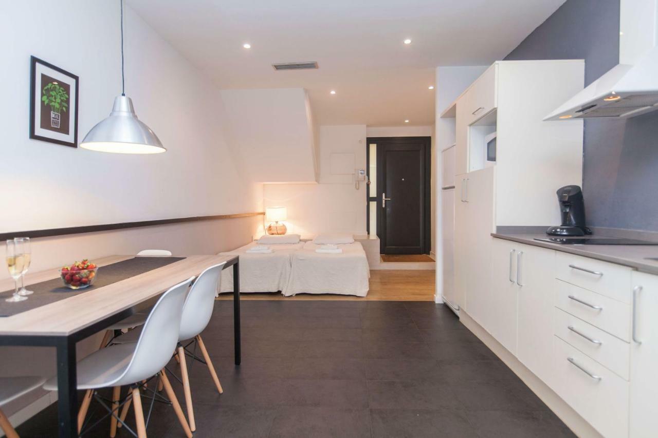 Short Stay Group Liceu Serviced Apartments Barcelona Exterior foto